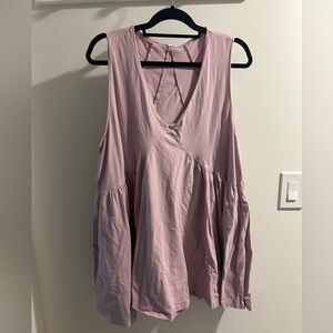 Lilac Sleeveless V-Neck Dress